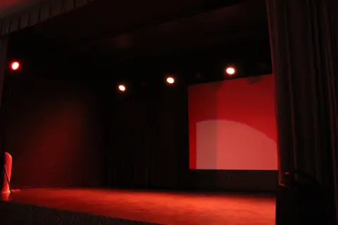 Dzień Inspiro – realizacja oświetlenia scenicznego - zdjęcie 3